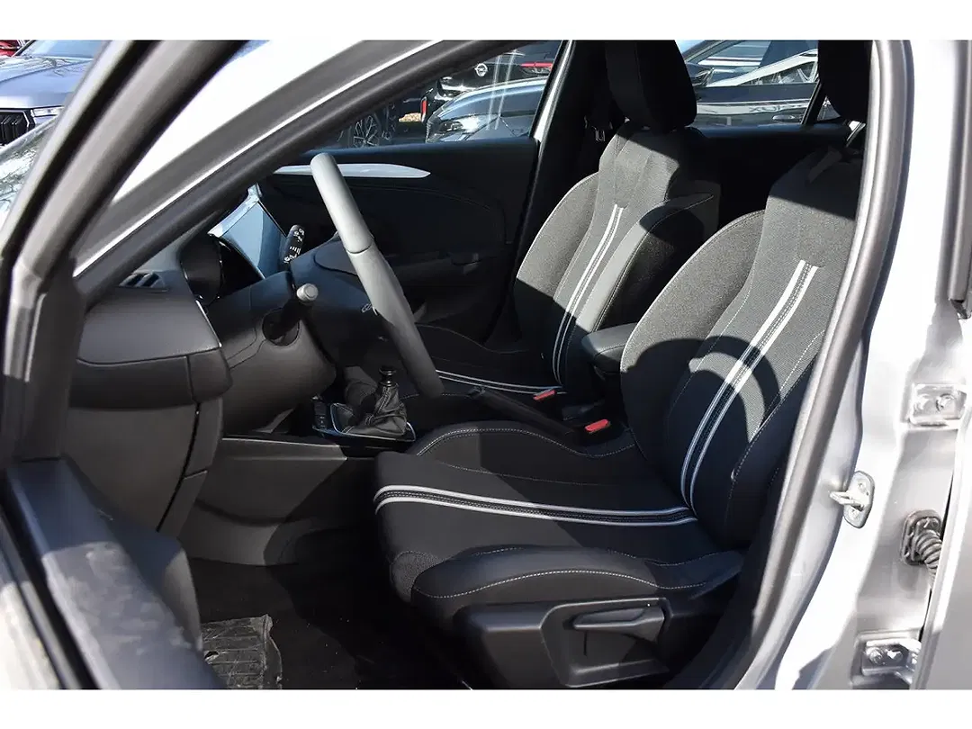 Opel Corsa - Thumbnail 6