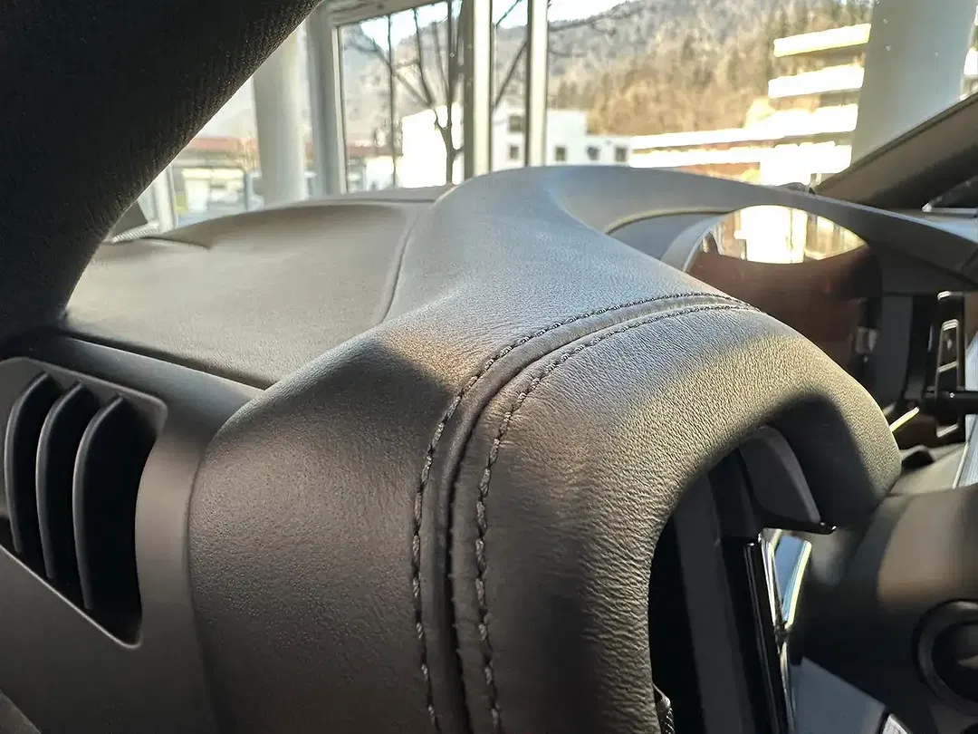 Porsche Cayenne - Thumbnail 14