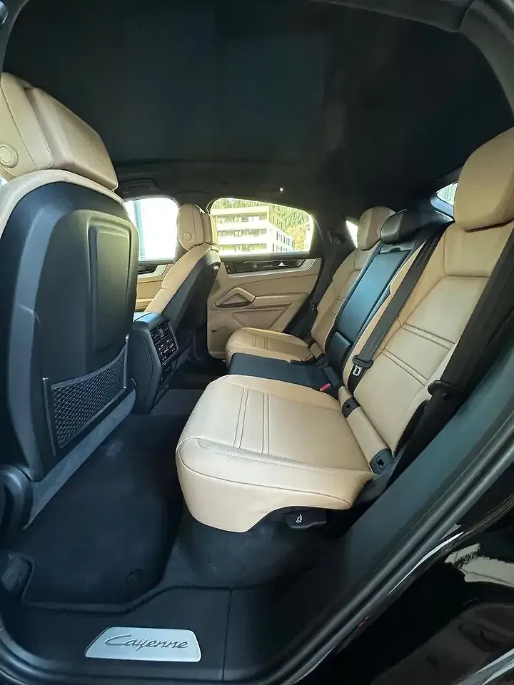 Porsche Cayenne - Thumbnail 15