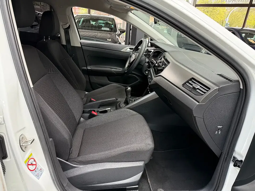 Volkswagen Polo - Thumbnail 13