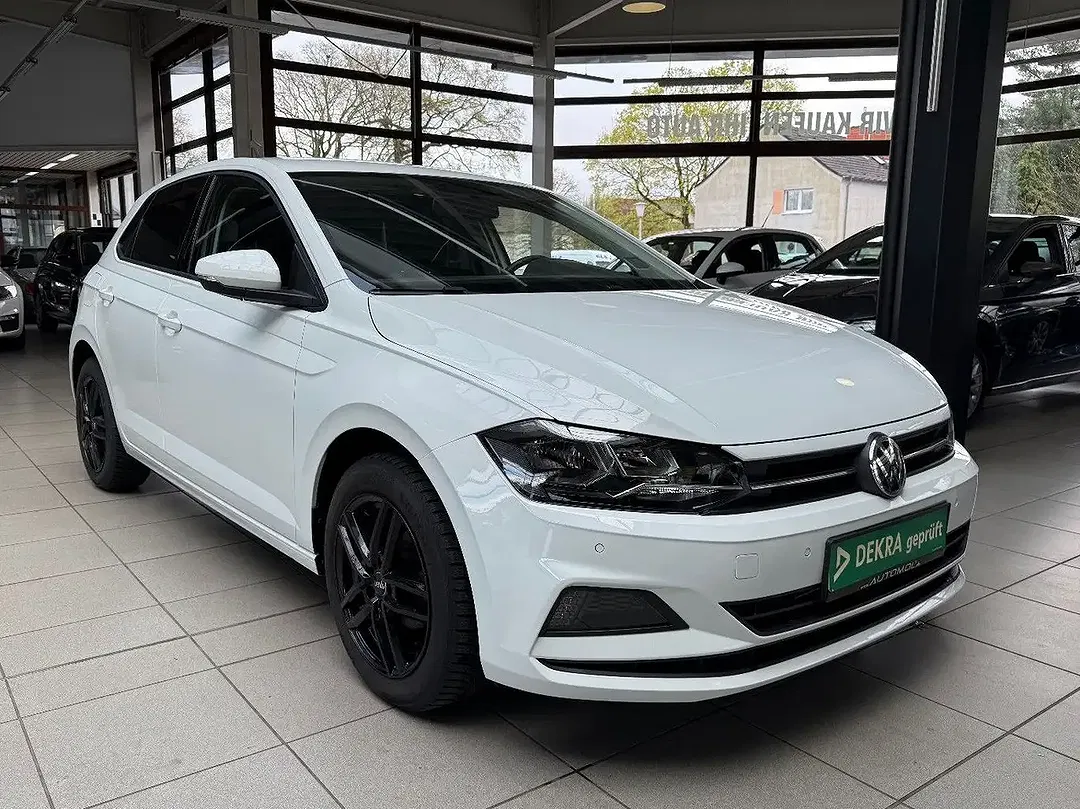Volkswagen Polo - Thumbnail 3