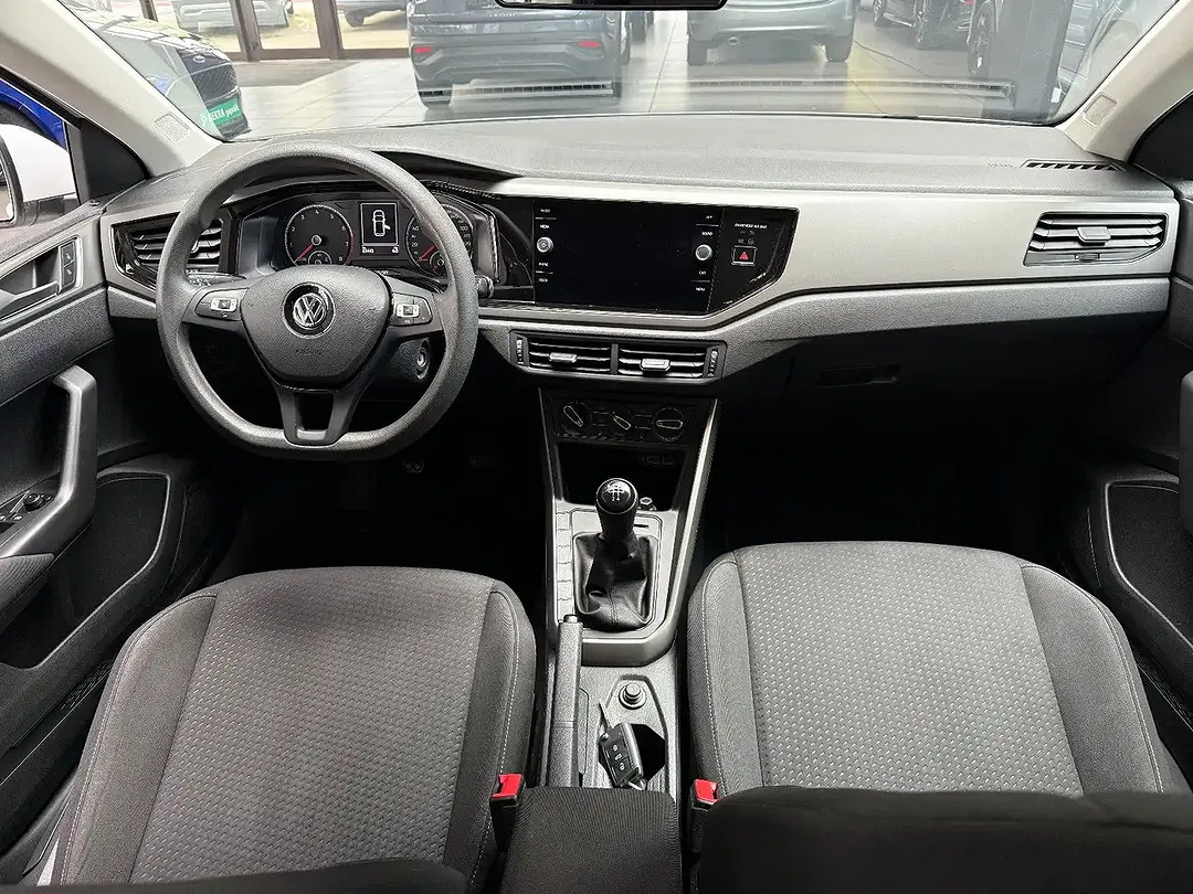 Volkswagen Polo - Thumbnail 9