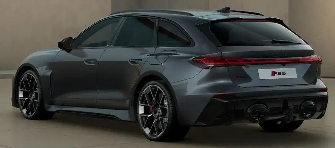 Audi RS5 - Thumbnail 2