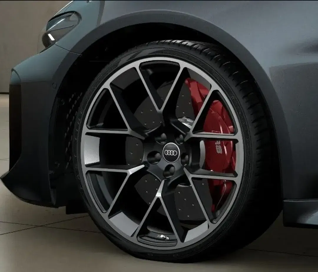 Audi RS5 - Thumbnail 5