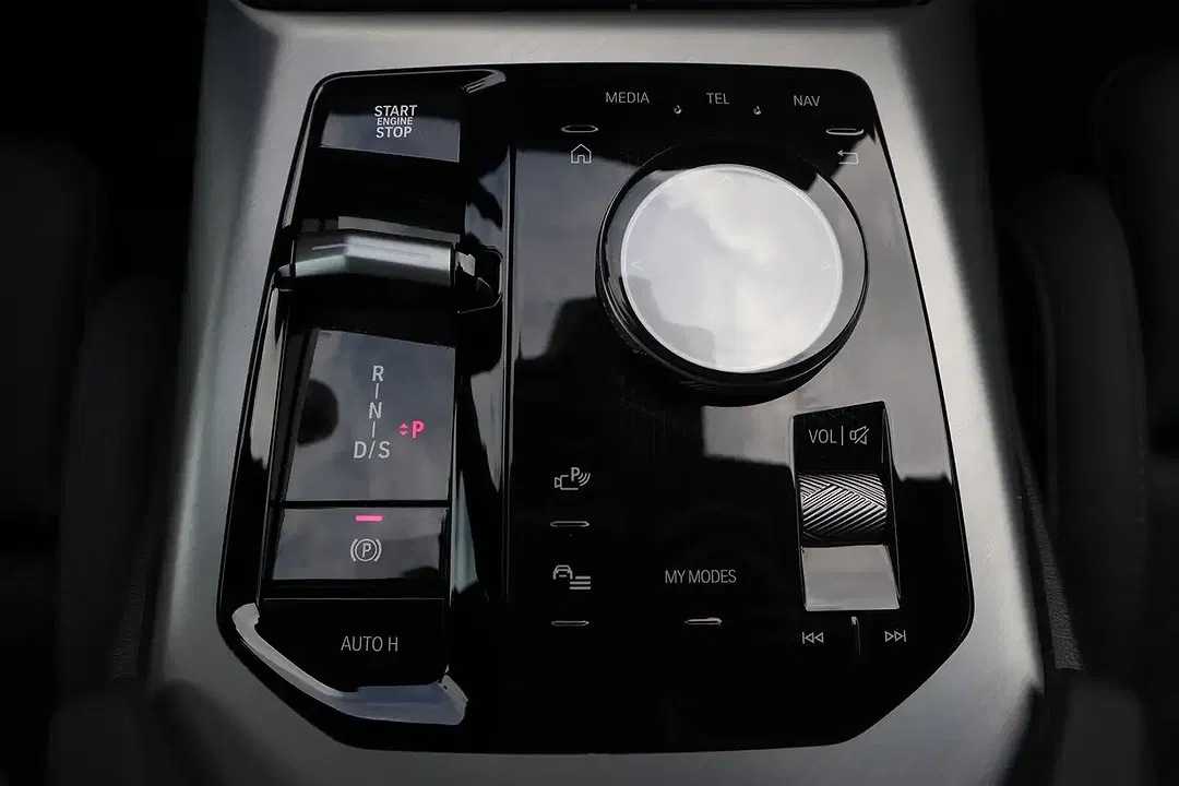 BMW X3 - Thumbnail 8