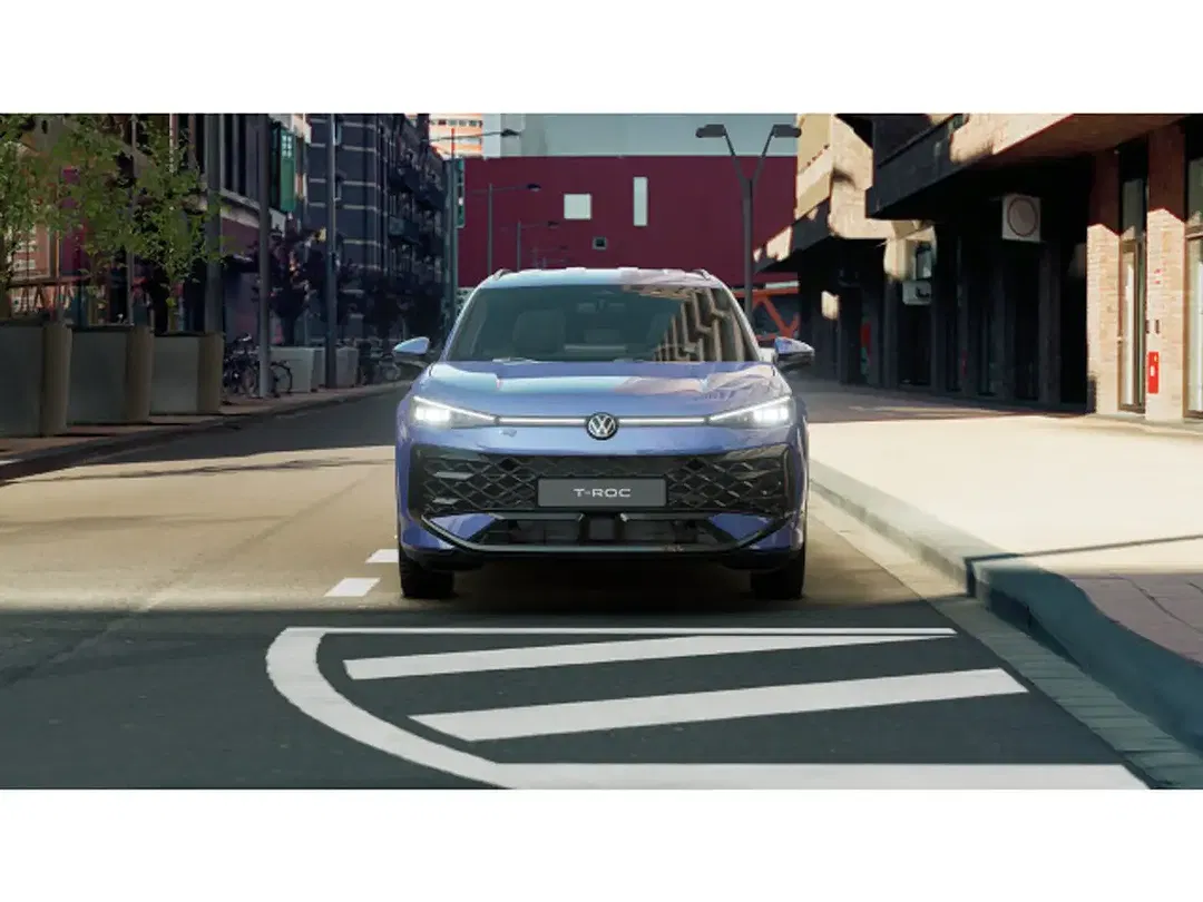 Volkswagen T-Roc - Thumbnail 5