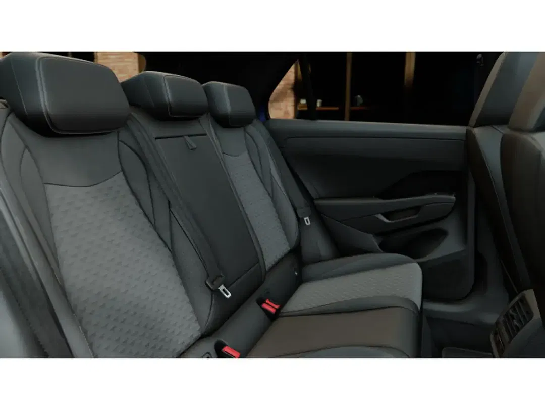 Volkswagen T-Roc - Thumbnail 7