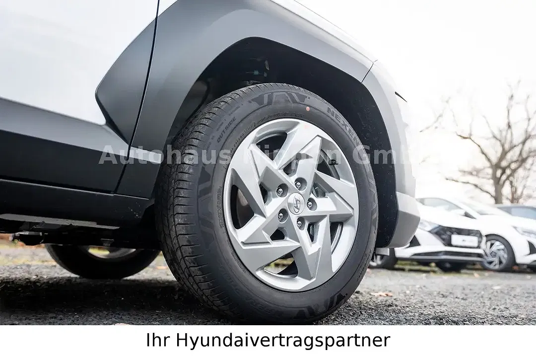 Hyundai KONA - Thumbnail 13