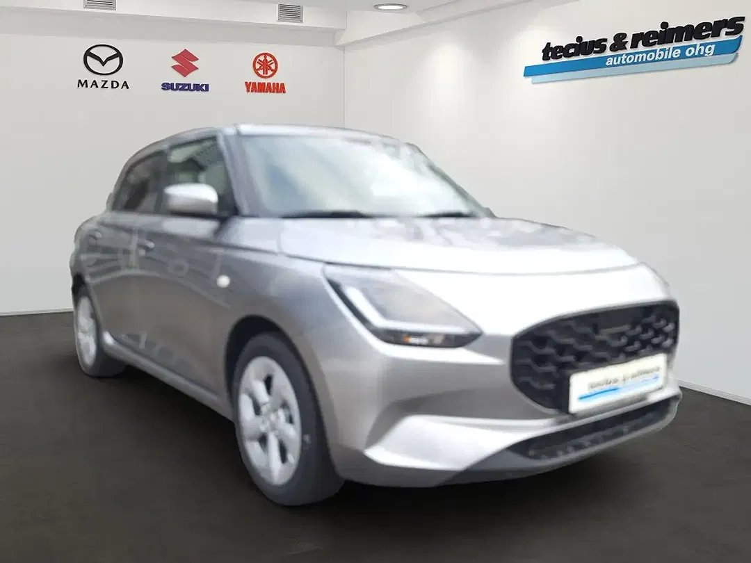Suzuki Swift - Thumbnail 3