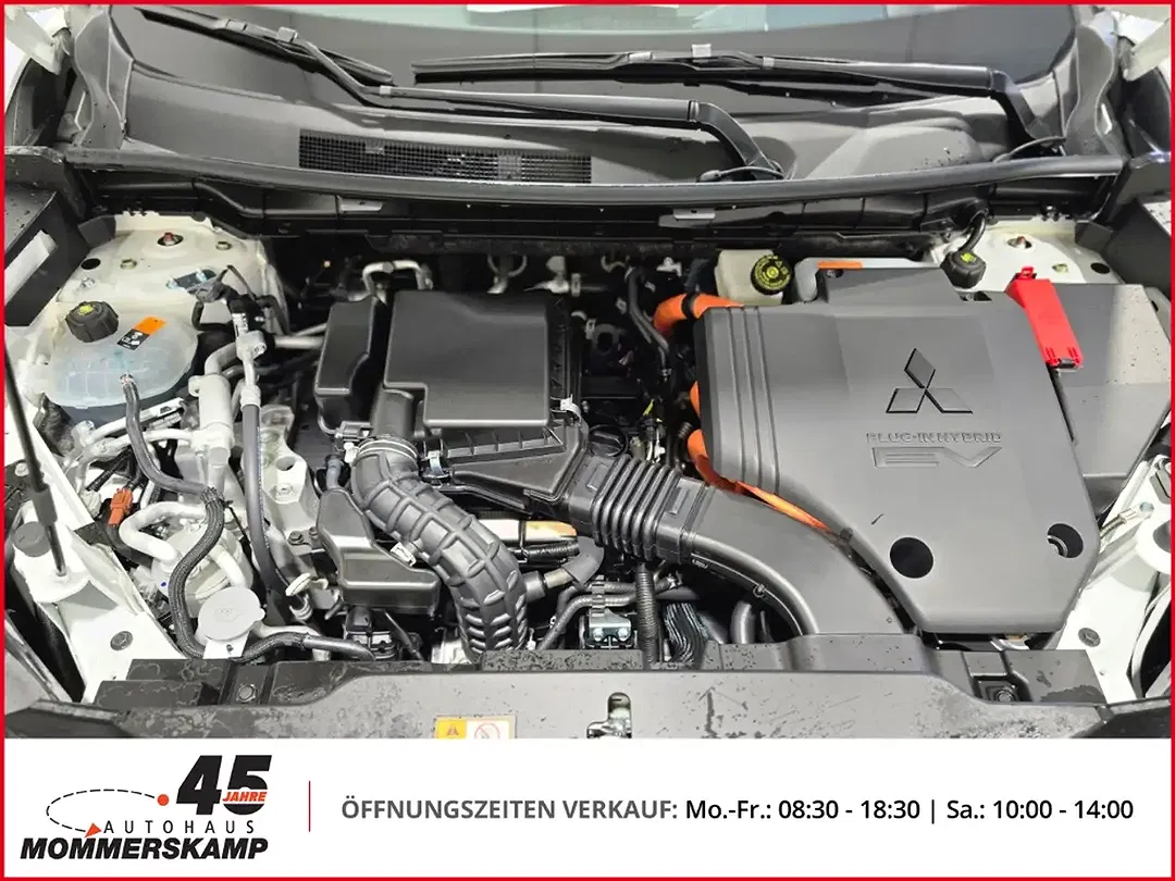 Mitsubishi Outlander - Thumbnail 14