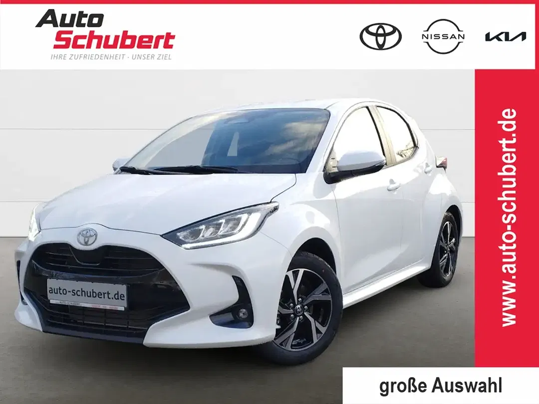 Toyota Yaris - Thumbnail 1