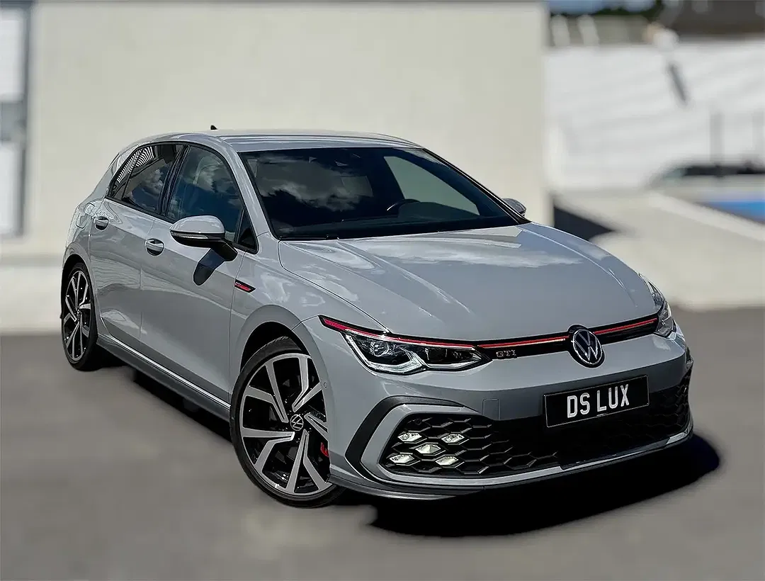 Volkswagen Golf GTI - Thumbnail 1