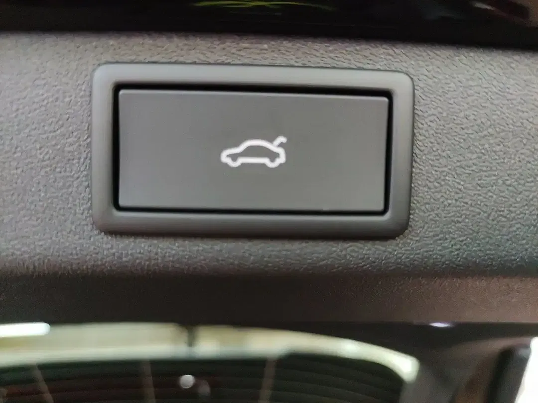 Skoda Elroq - Thumbnail 9