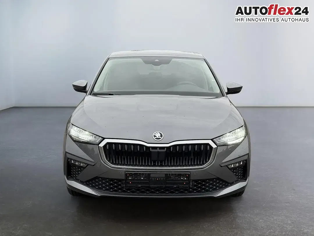 Skoda Scala - Thumbnail 3
