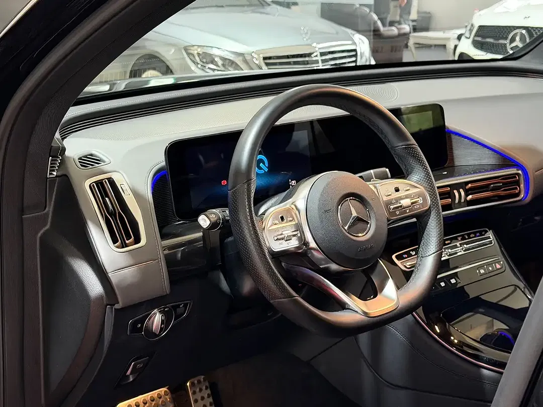Mercedes-Benz EQC 400 - Thumbnail 12
