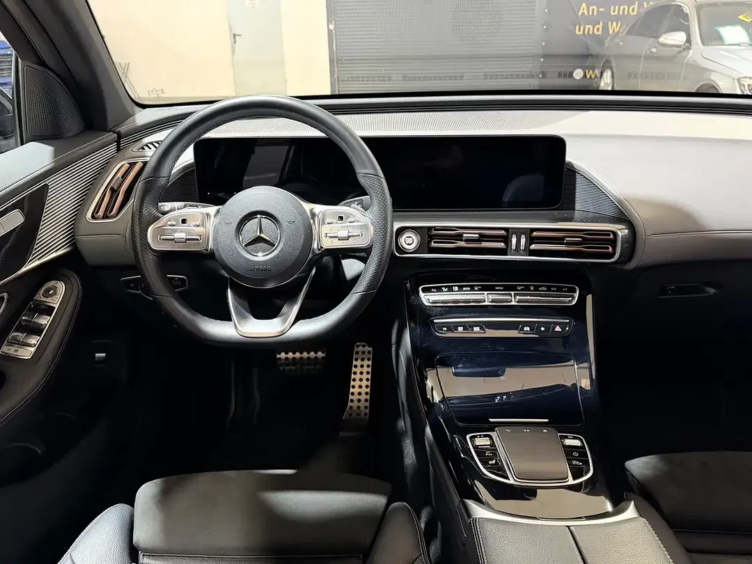 Mercedes-Benz EQC 400 - Thumbnail 15