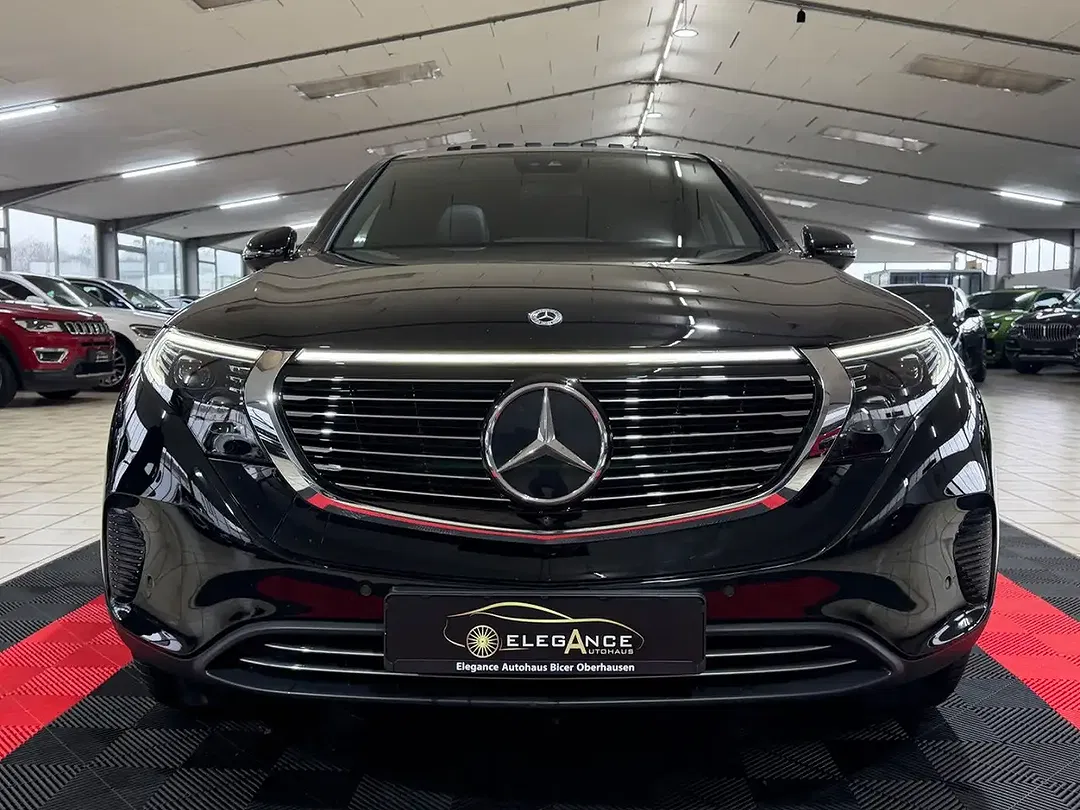 Mercedes-Benz EQC 400 - Thumbnail 2