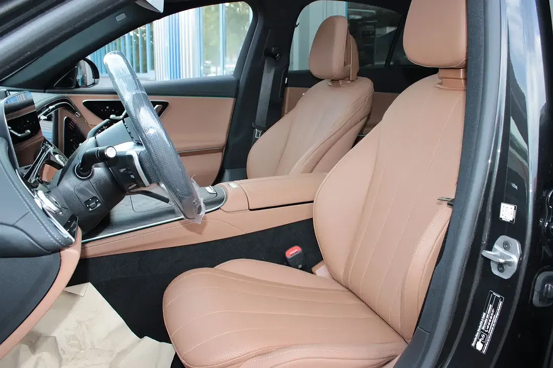 Mercedes-Benz E 200 - Thumbnail 9