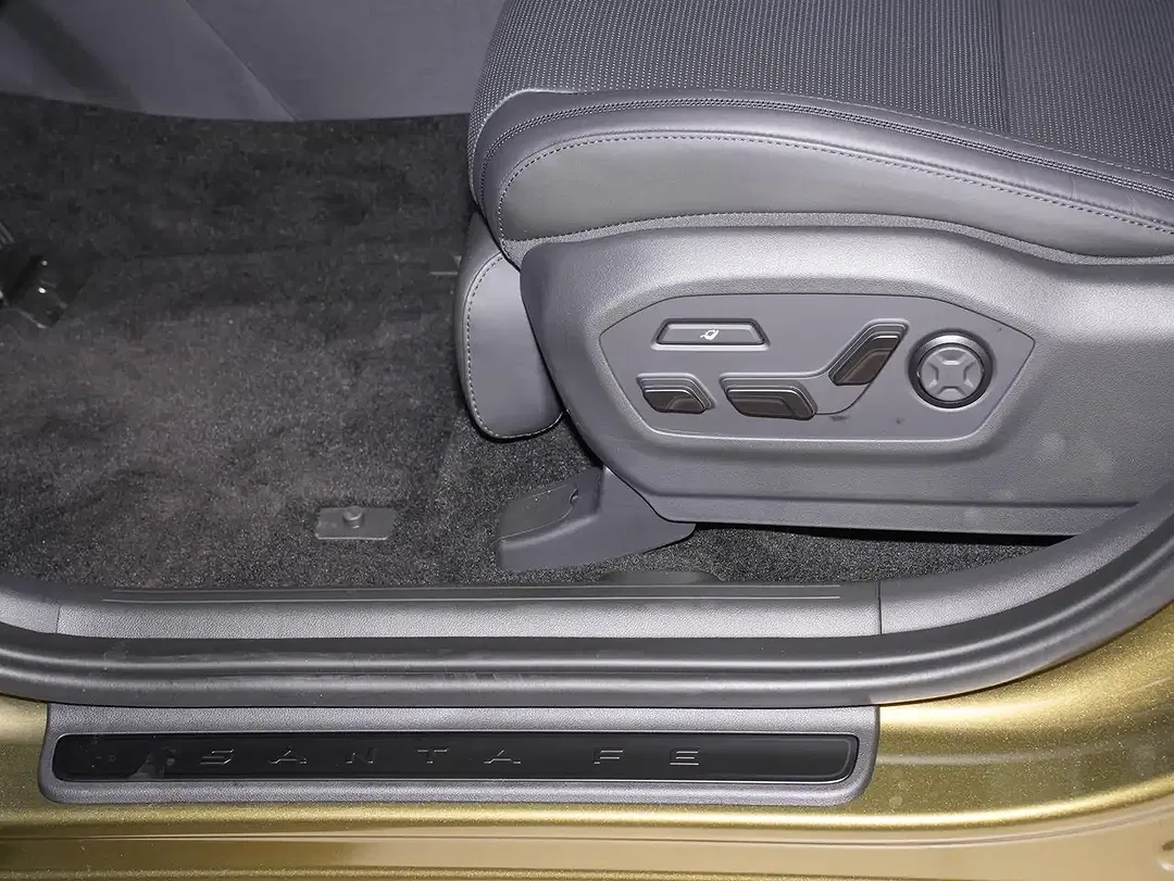 Hyundai SANTA FE - Thumbnail 20