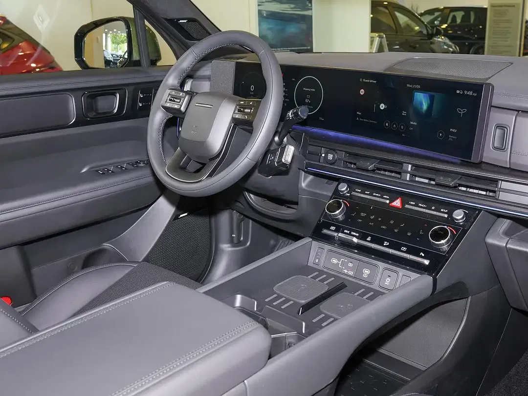Hyundai SANTA FE - Thumbnail 3
