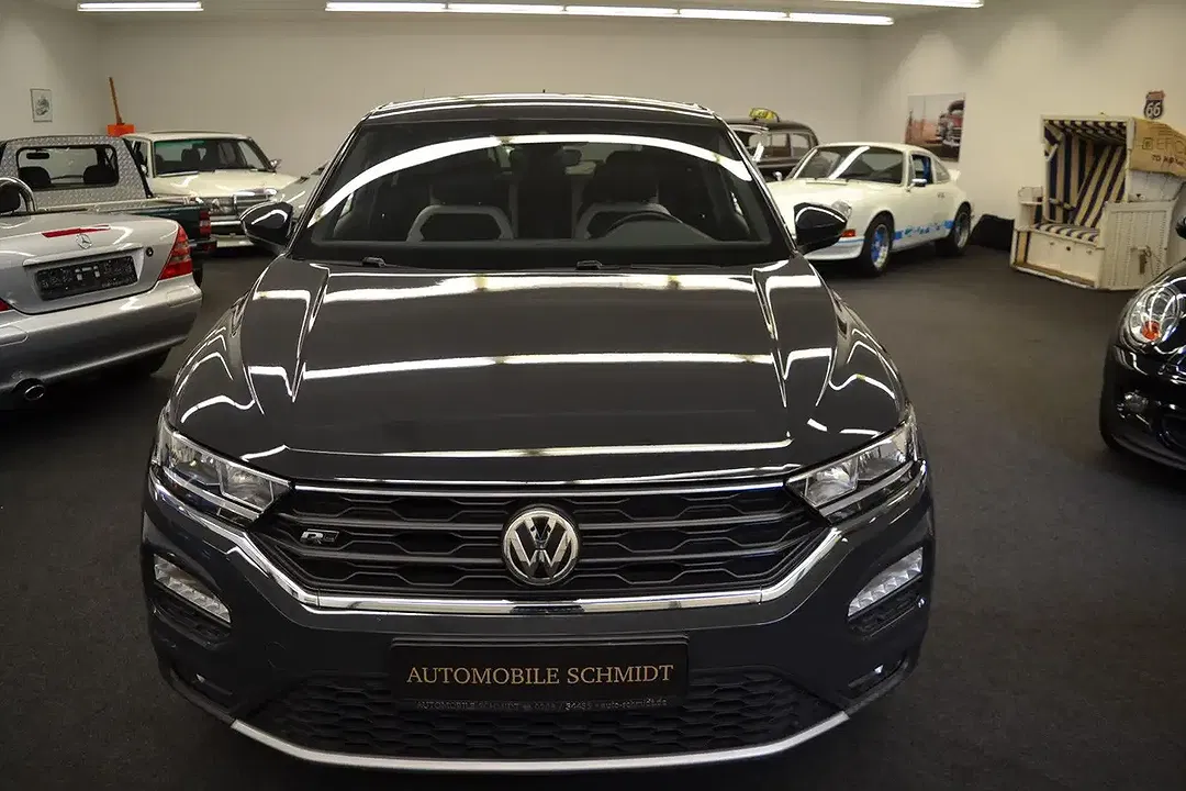 Volkswagen T-Roc - Thumbnail 2