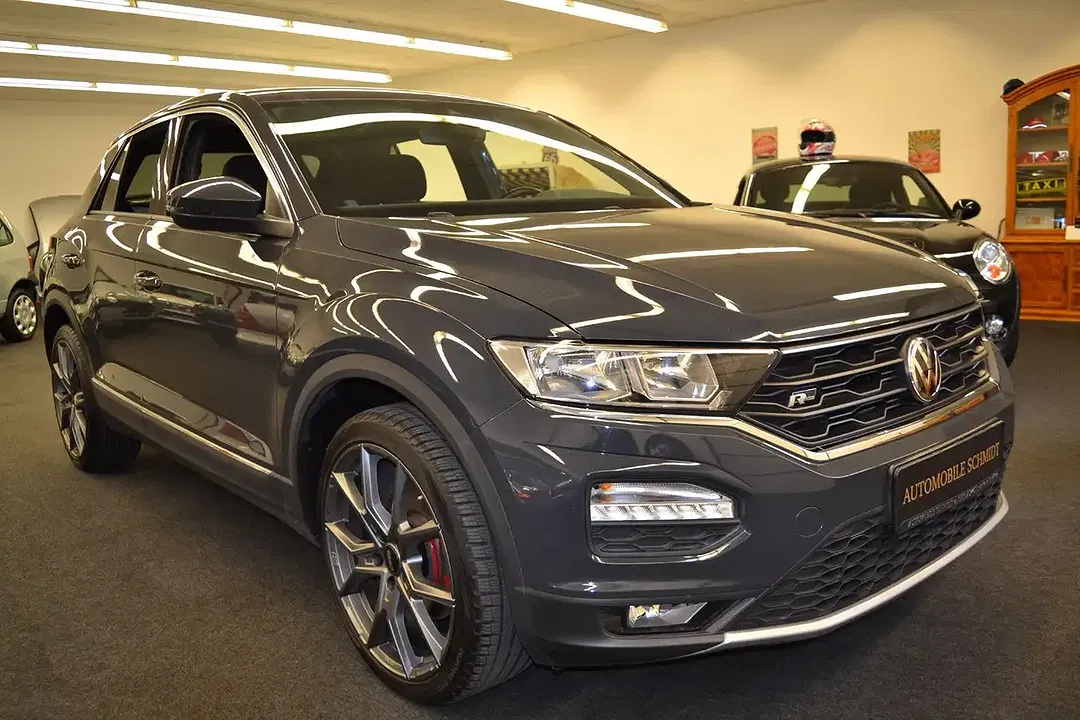 Volkswagen T-Roc - Thumbnail 3