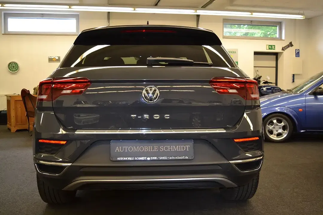 Volkswagen T-Roc - Thumbnail 6