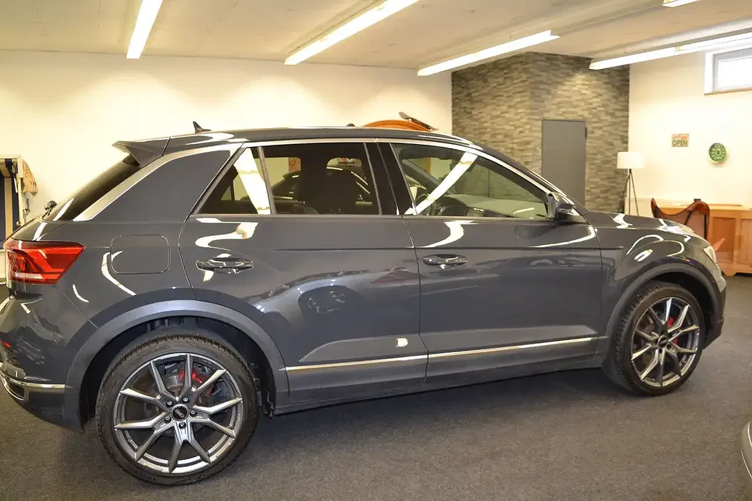 Volkswagen T-Roc - Thumbnail 8