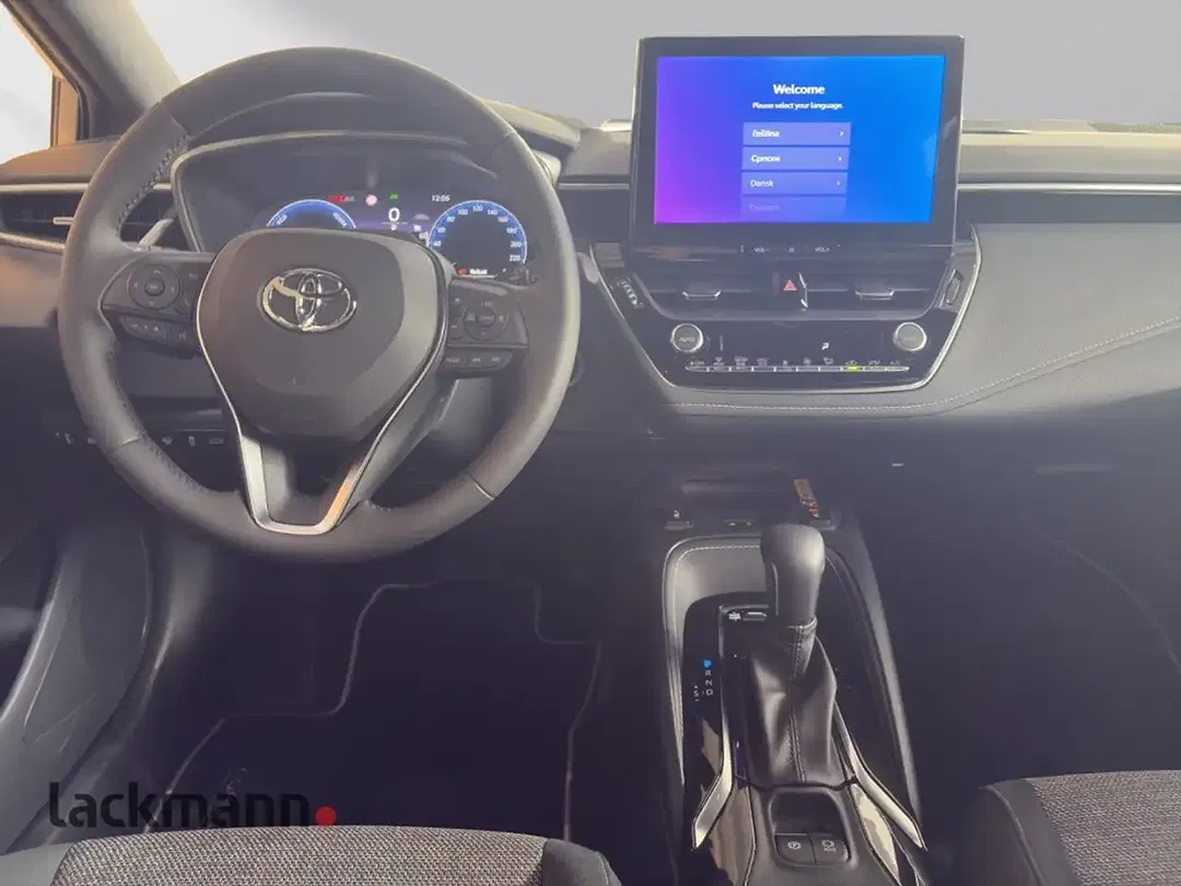 Toyota Corolla - Thumbnail 10
