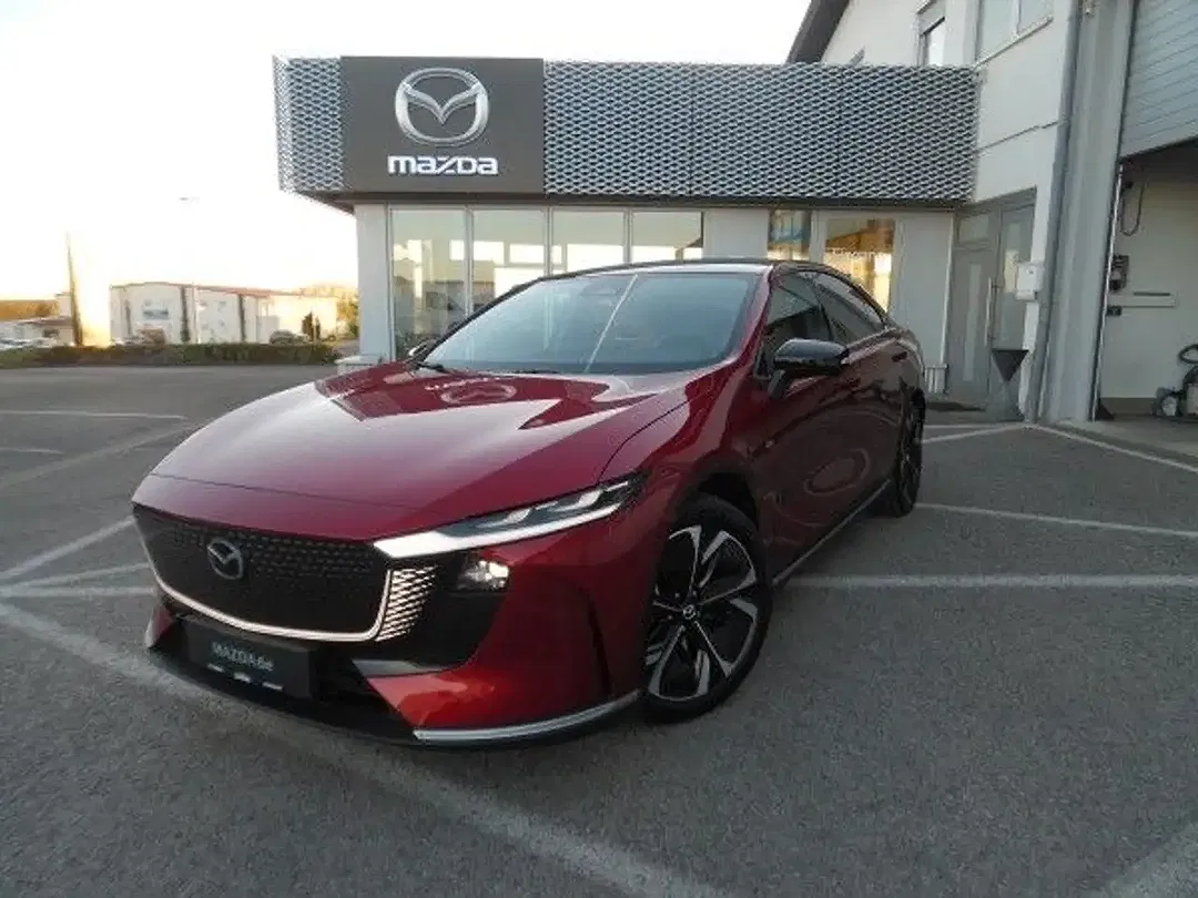 Mazda 6e - Thumbnail 1