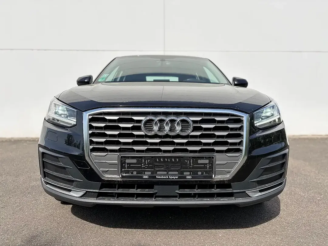 Audi Q2 - Thumbnail 2