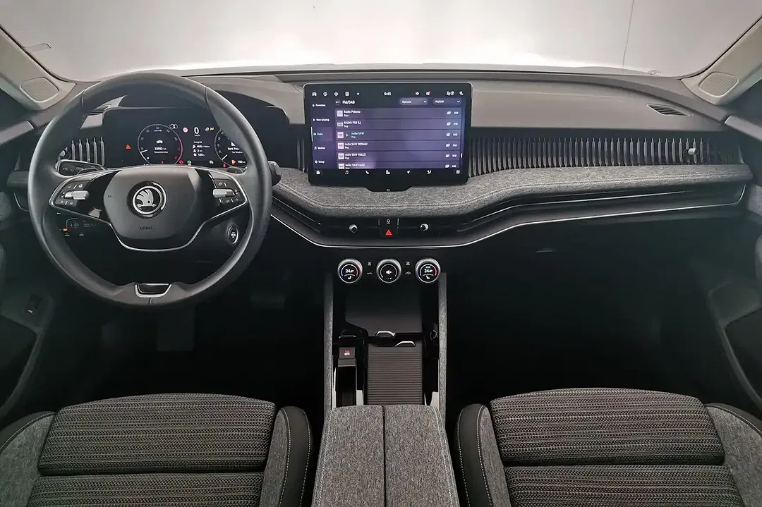 Skoda Superb - Thumbnail 11