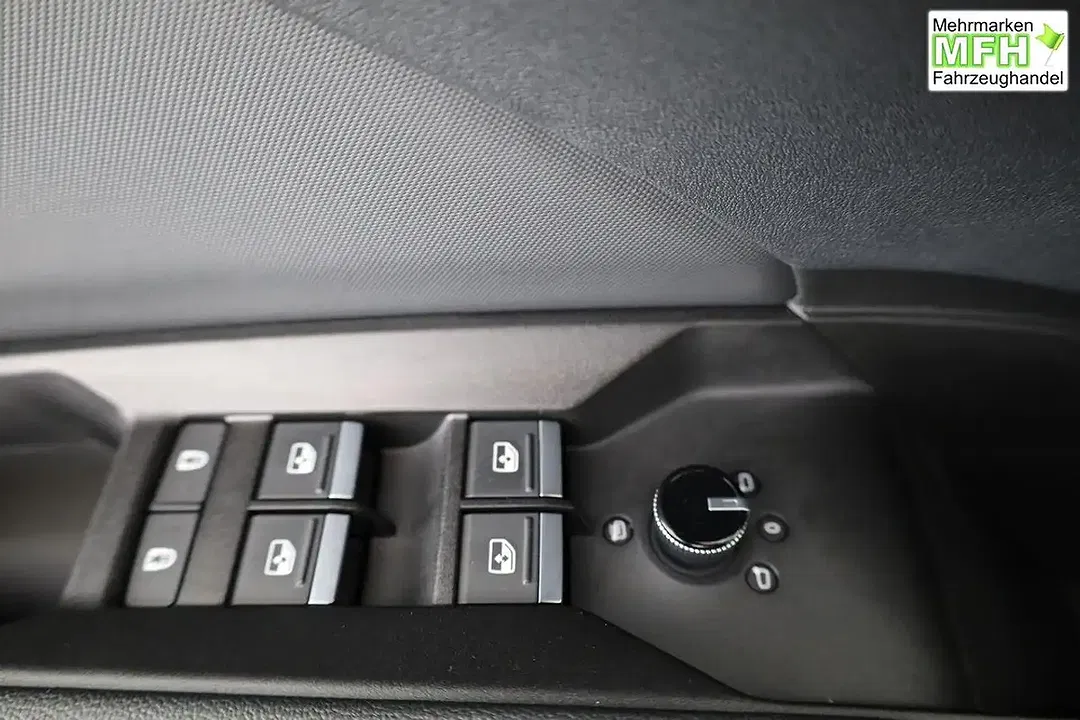 Audi Q4 e-tron - Thumbnail 10