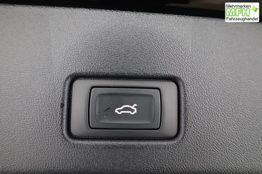 Audi Q4 e-tron - Thumbnail 15