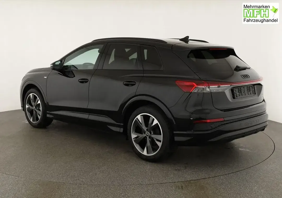 Audi Q4 e-tron - Thumbnail 3