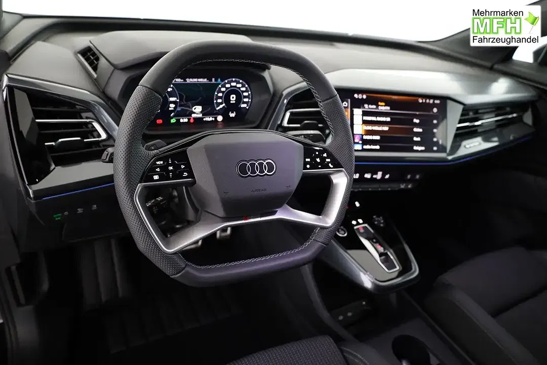 Audi Q4 e-tron - Thumbnail 6