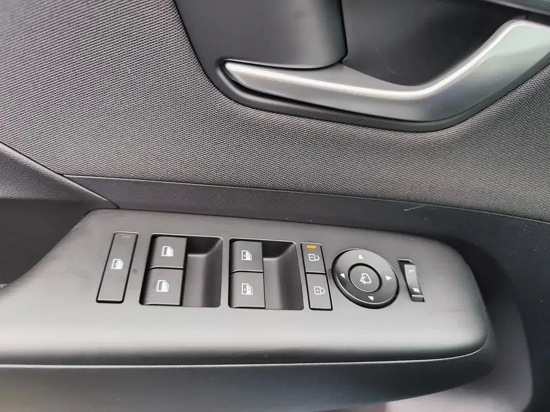 Hyundai KONA - Thumbnail 11