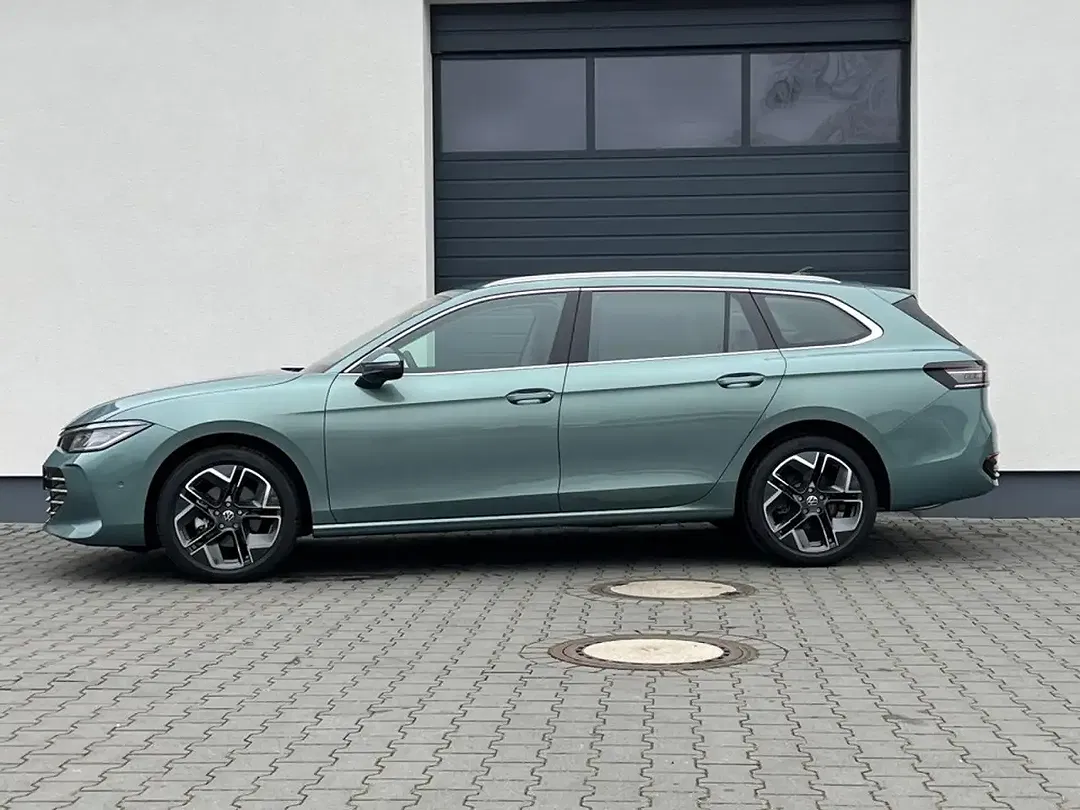 Volkswagen Passat Variant - Thumbnail 3