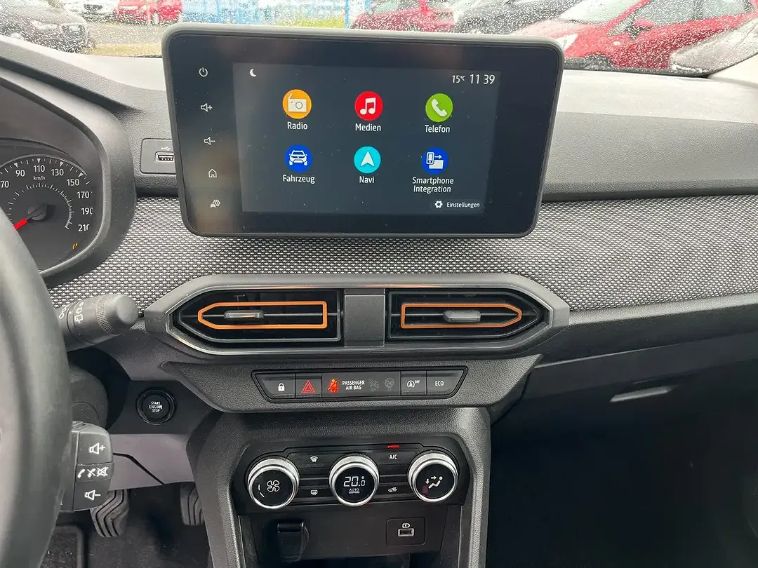 Dacia Sandero - Thumbnail 14