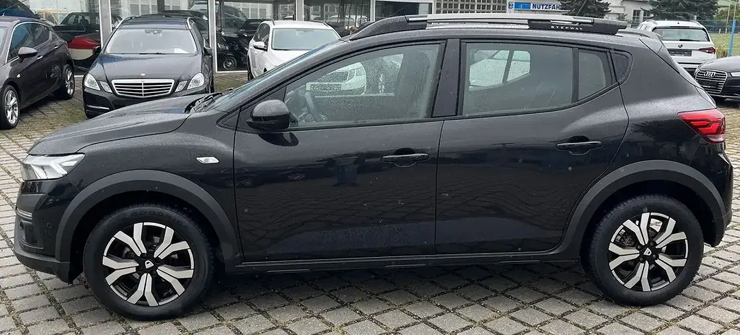 Dacia Sandero - Thumbnail 4