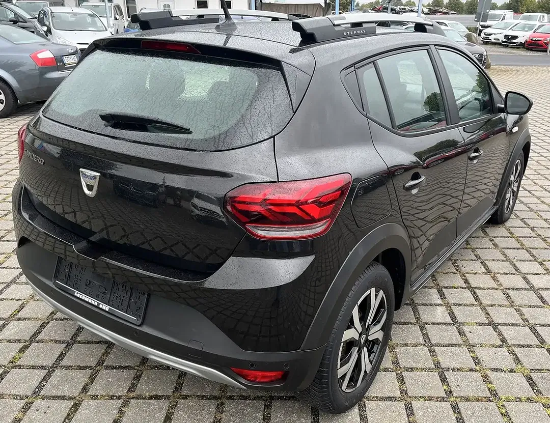 Dacia Sandero - Thumbnail 7