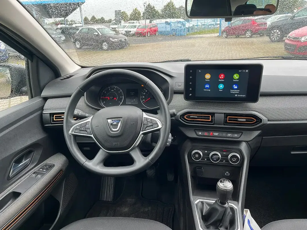 Dacia Sandero - Thumbnail 8