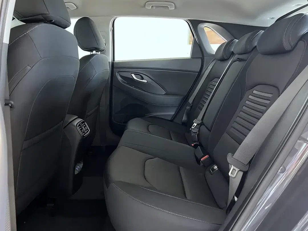 Hyundai i30 - Thumbnail 13