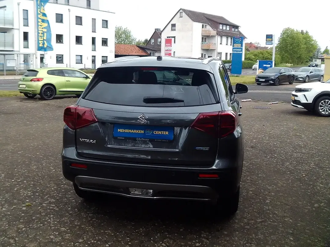 Suzuki Vitara - Thumbnail 4