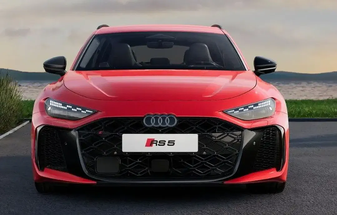 Audi RS5 - Thumbnail 2