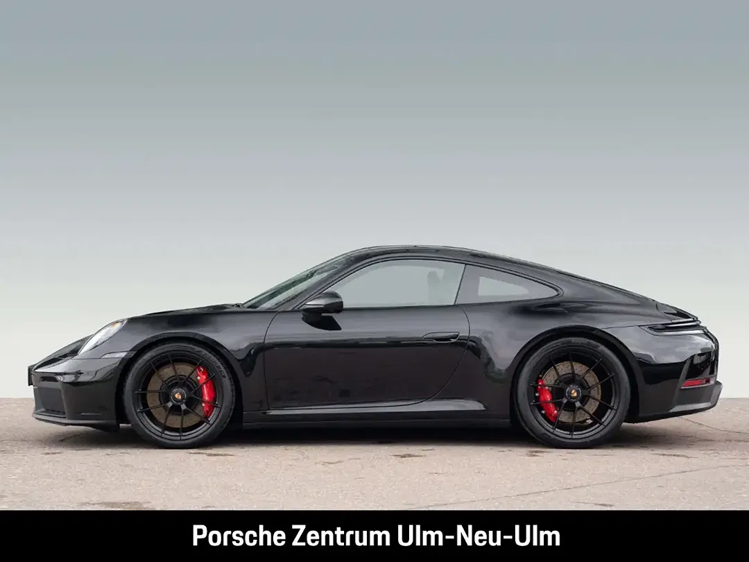 Porsche 992 - Thumbnail 2