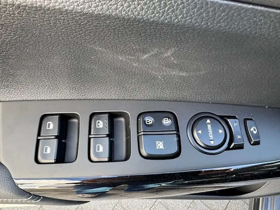 Kia Picanto - Thumbnail 8