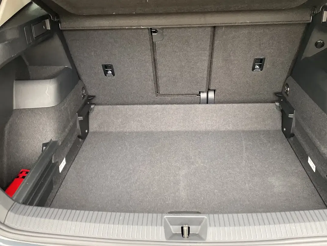 Volkswagen Tiguan - Thumbnail 11
