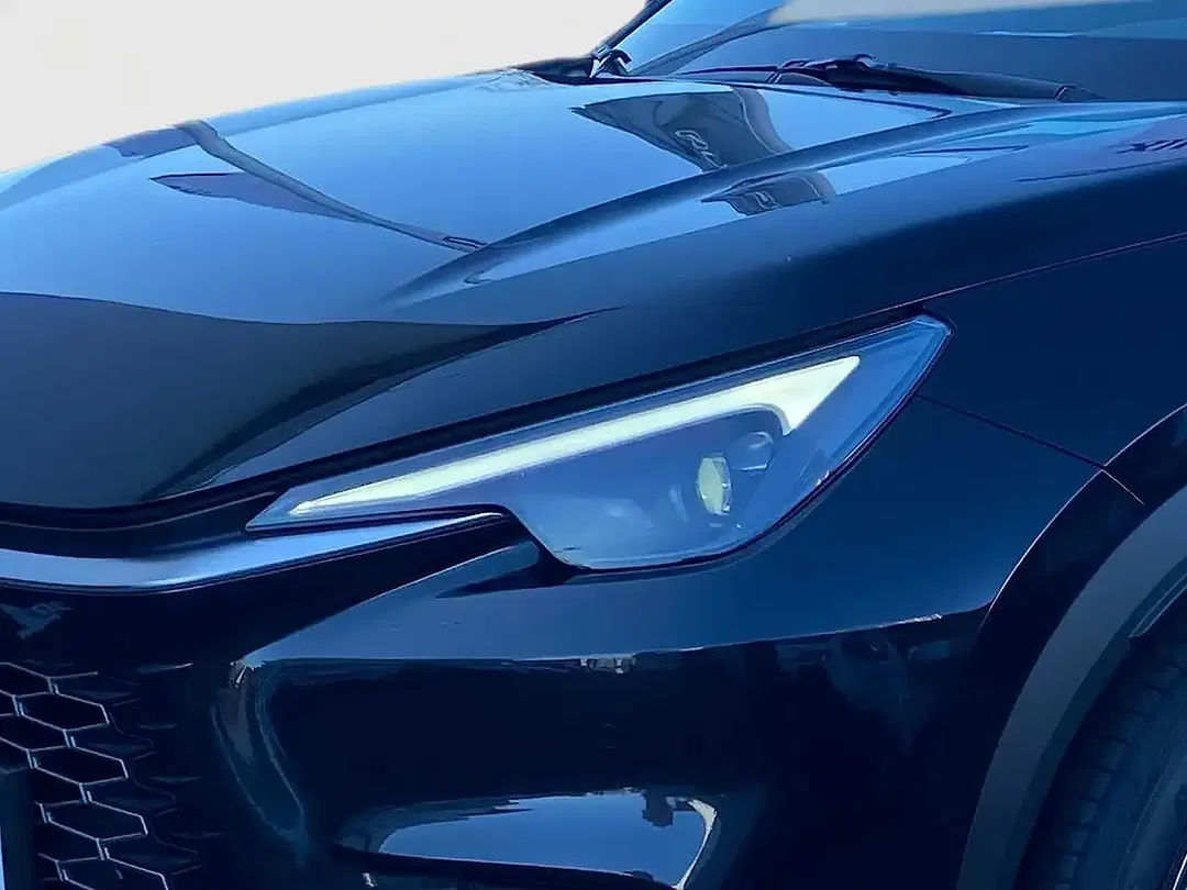 Lexus LBX - Thumbnail 7