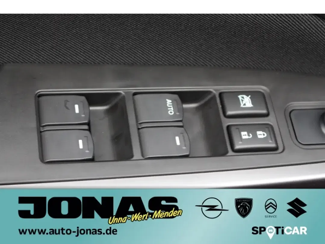 Suzuki Vitara - Thumbnail 13